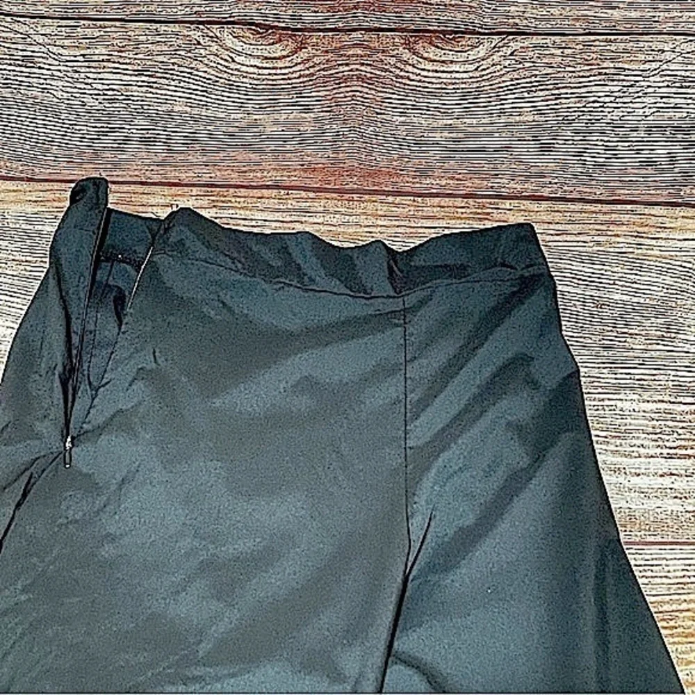 Black Scalloped Hem Long Pants‎ with Side Zip Size Small